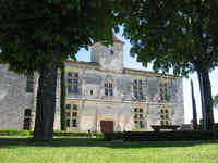 Chateau03.jpg (28175 octets)