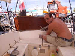 StMartin4.jpg (36562 octets)