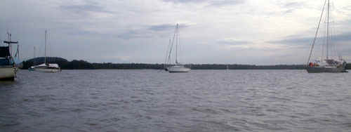 bateau avant.jpg (32617 octets)